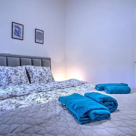 Center Modern Apartment
